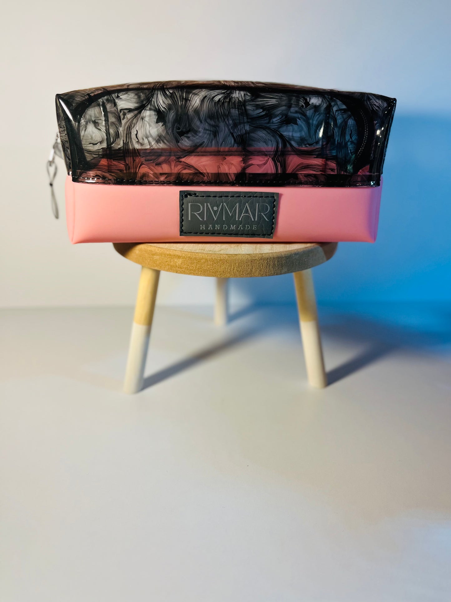 Boxy Bag Pouch - (Black) Oil Print / (Pink) Bottom